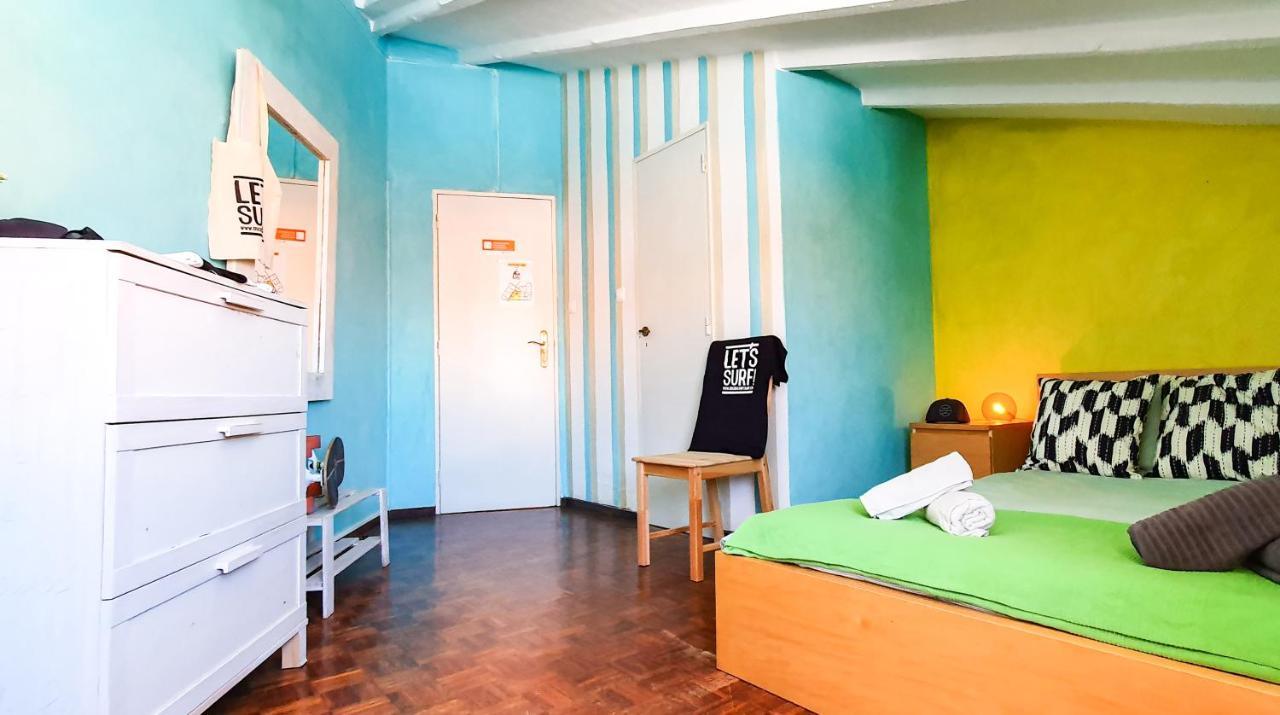Хостел Ericeira Surf Camp Екстер'єр фото