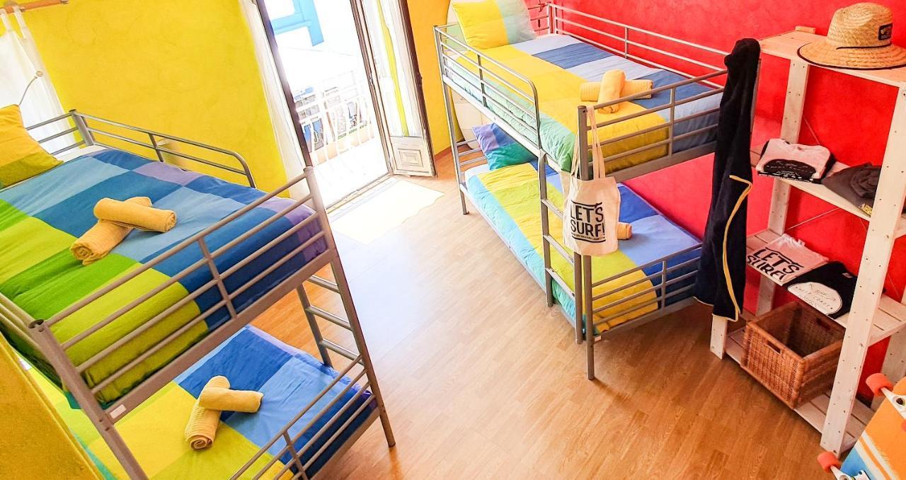 Хостел Ericeira Surf Camp Екстер'єр фото