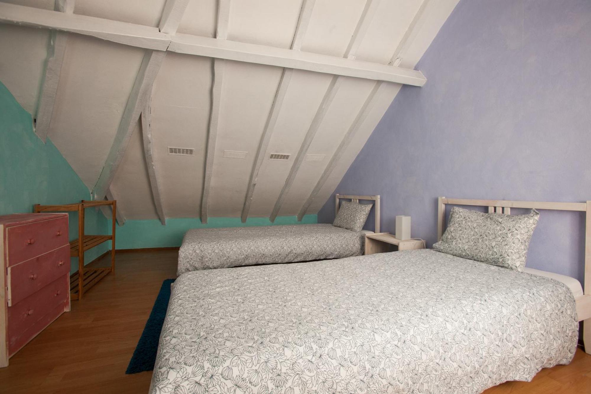 Хостел Ericeira Surf Camp Номер фото