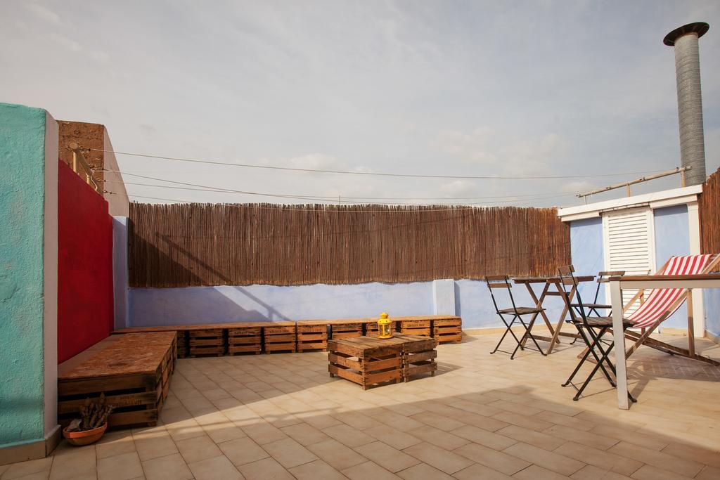 Хостел Ericeira Surf Camp Екстер'єр фото